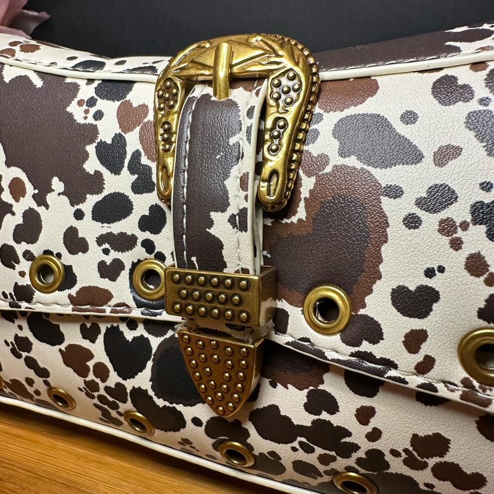 Betsey Johnson Animal Print Shoulder Bag - Picture 3 of 11